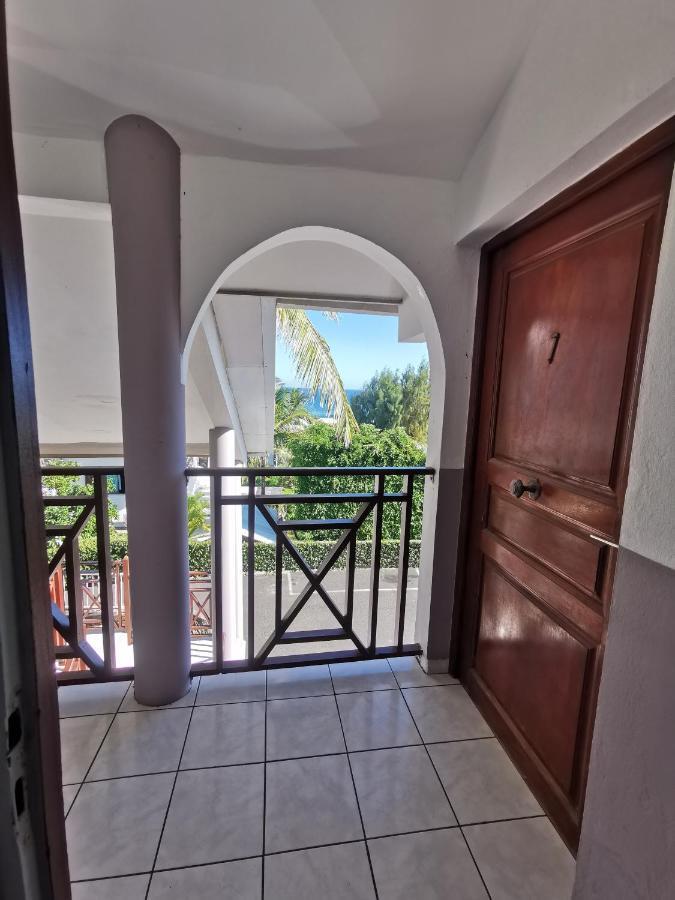 Appartement Cassiopee à Saint-Gilles Les Bains Extérieur photo