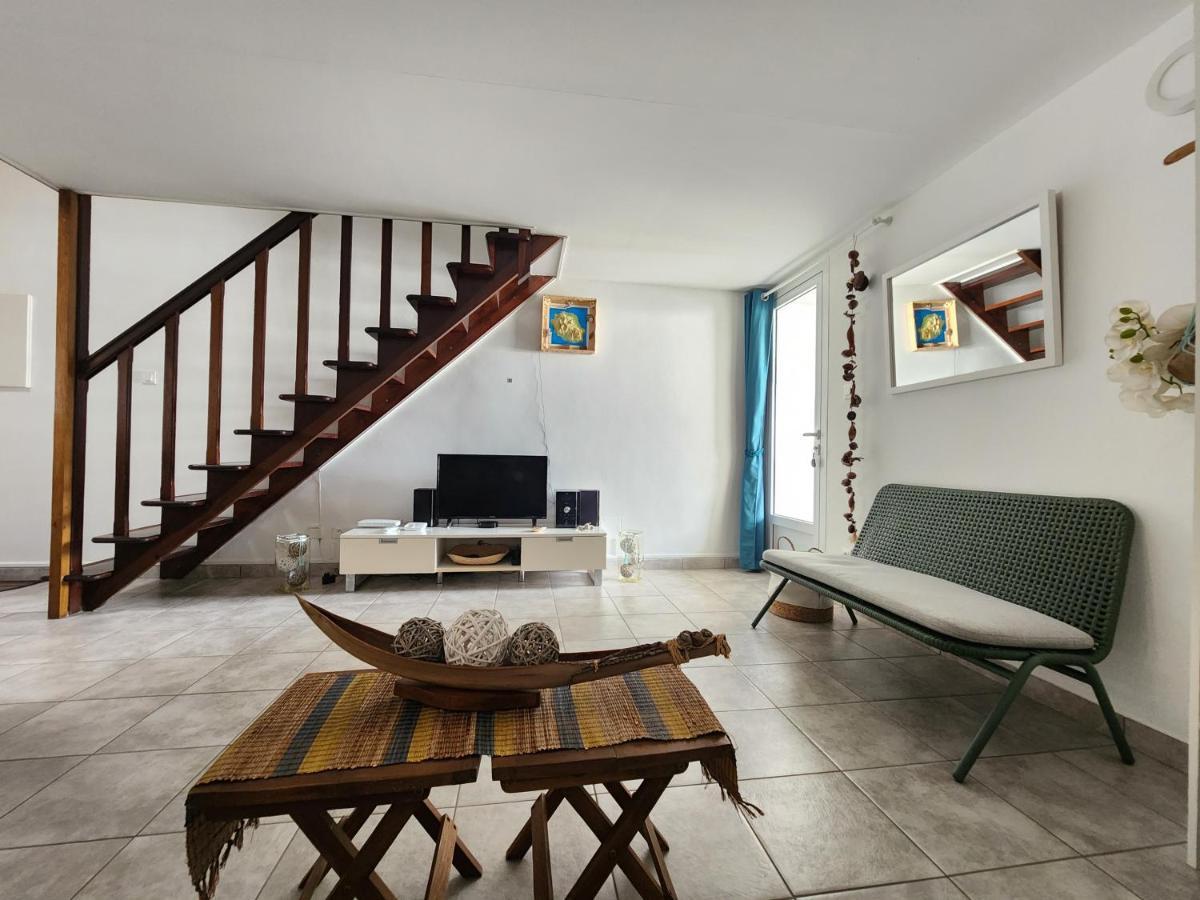 Appartement Cassiopee à Saint-Gilles Les Bains Extérieur photo